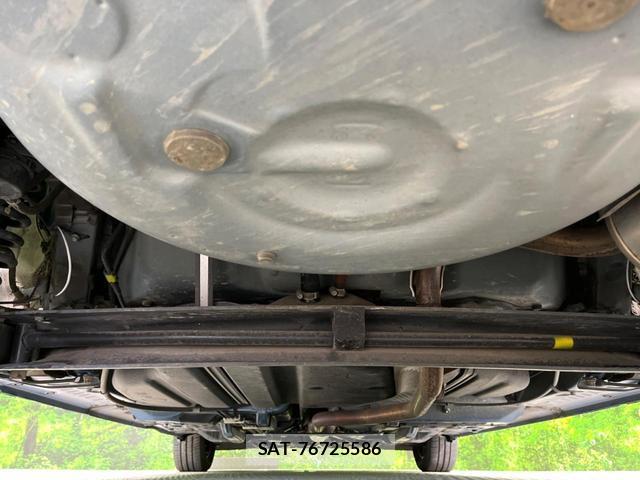 Toyota SIENTA 2016-07 8648226-19