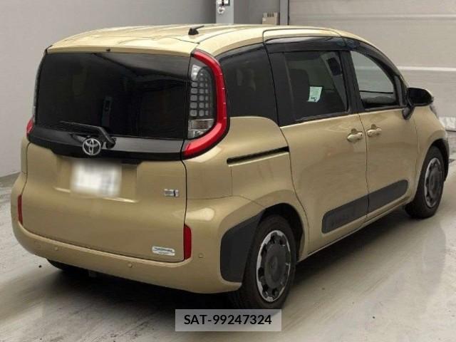 Toyota SIENTA 2022-10 8648236-1