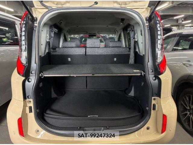 Toyota SIENTA 2022-10 8648236-10