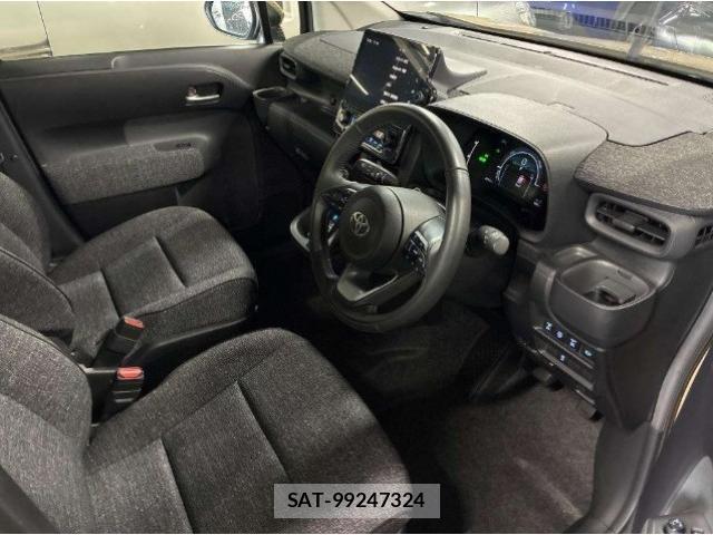 Toyota SIENTA 2022-10 8648236-6