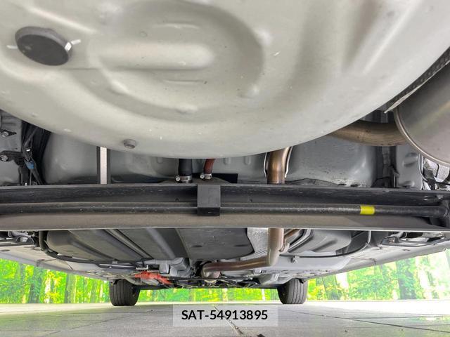 Toyota SIENTA 2021-09 8648351-18