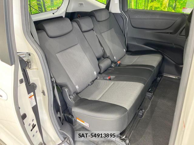 Toyota SIENTA 2021-09 8648351-8