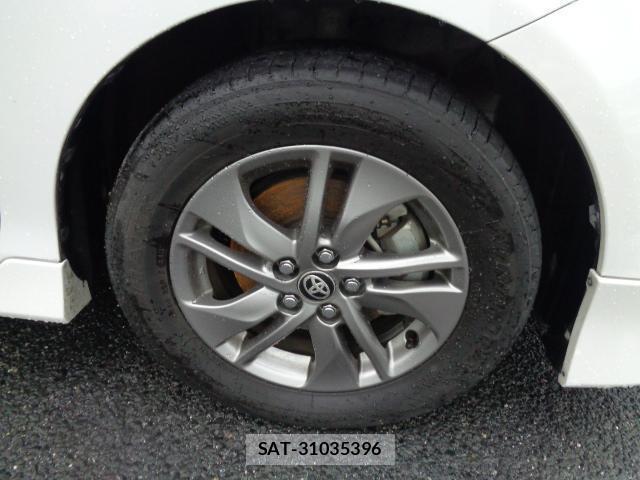Toyota SIENTA 2017-01 8648395-14