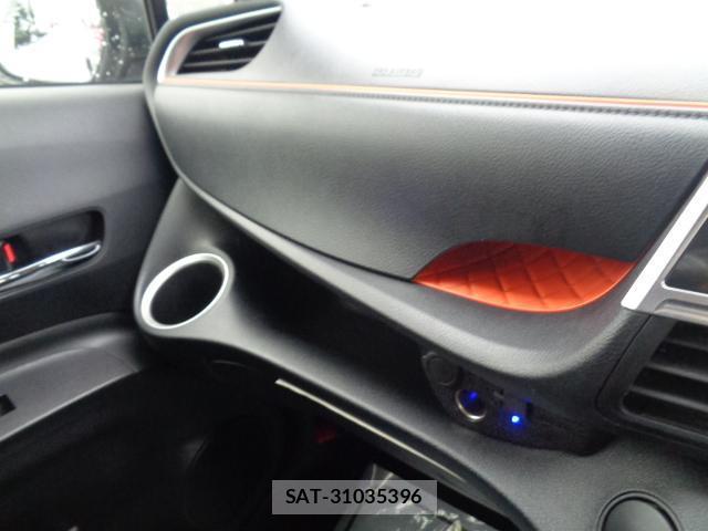 Toyota SIENTA 2017-01 8648395-18