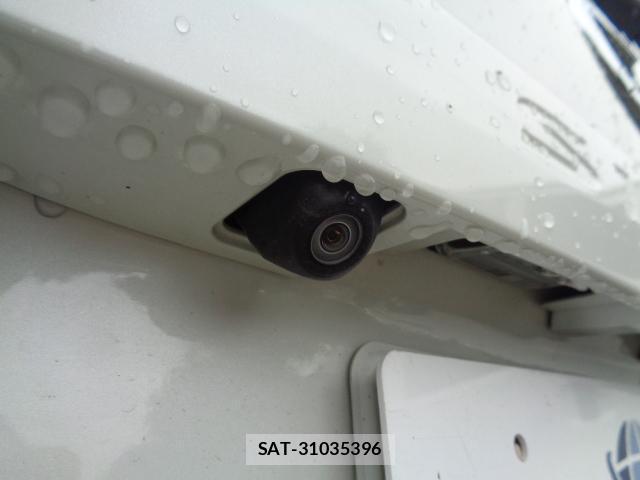Toyota SIENTA 2017-01 8648395-19