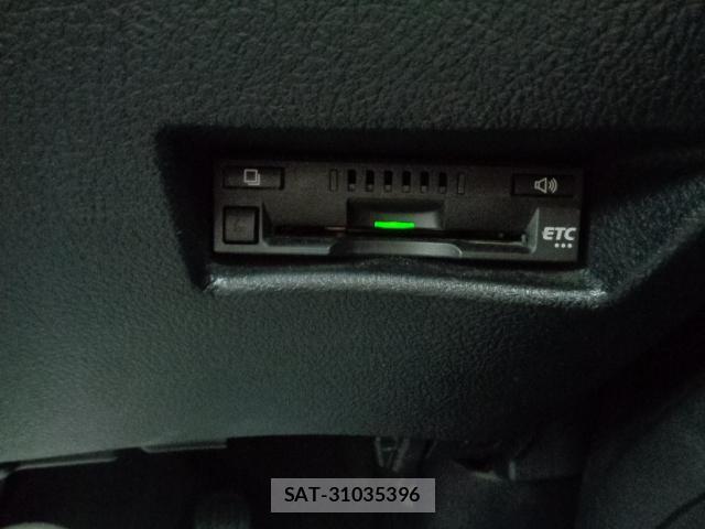 Toyota SIENTA 2017-01 8648395-7