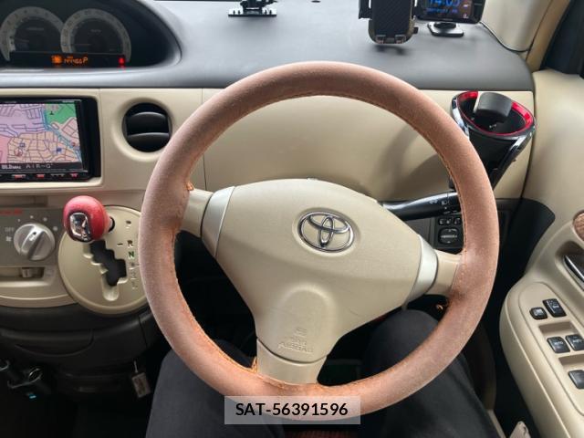 Toyota SIENTA 2011-09 8648510-19