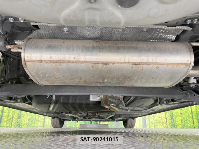 Toyota SIENTA 2022-11 8648757-18
