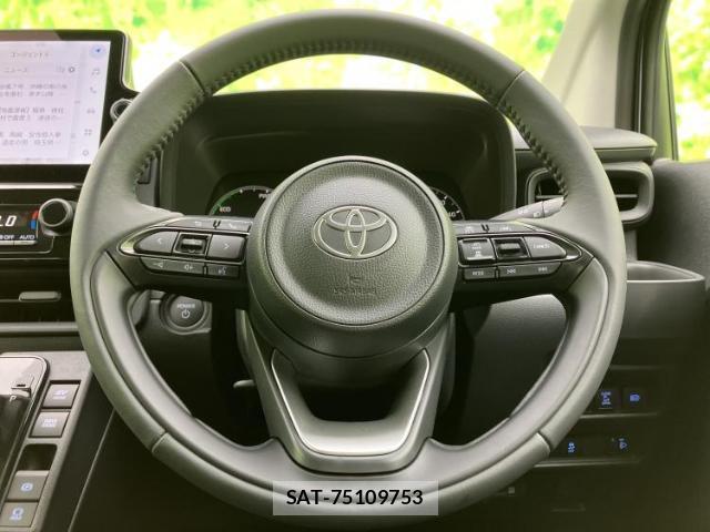 Toyota SIENTA 2026-04 8648849-14