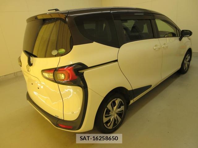 Toyota SIENTA 2020-02 8648888-1