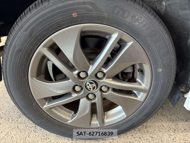 Toyota SIENTA 2019-08 8648995-9