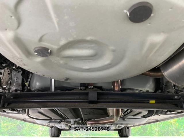 Toyota SIENTA 2019-10 8649209-19