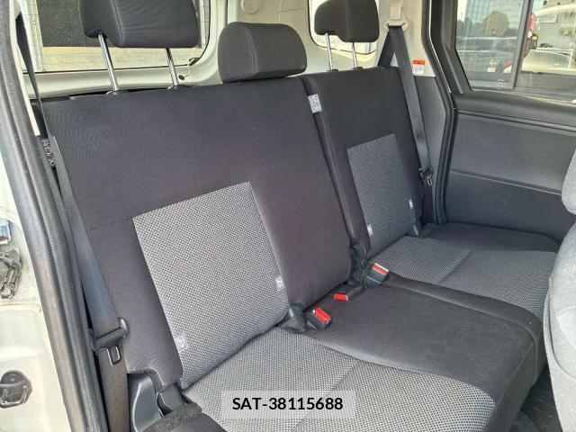 Toyota SIENTA 2023-01 8649291-6