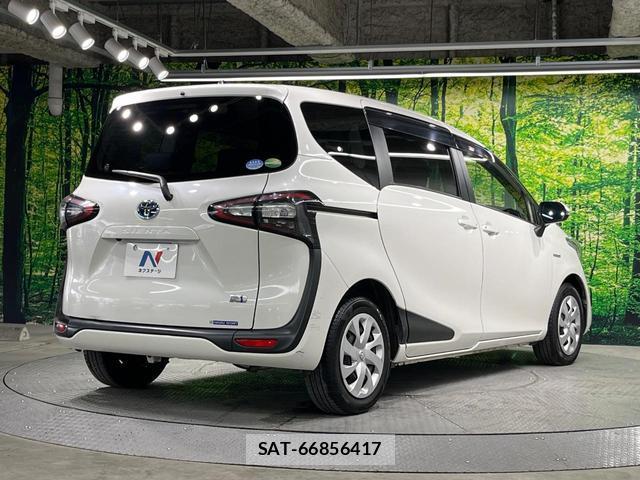 Toyota SIENTA 2018-01 8649367-17