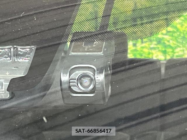 Toyota SIENTA 2018-01 8649367-6