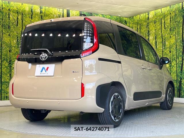Toyota SIENTA 2026-05 8649441-16