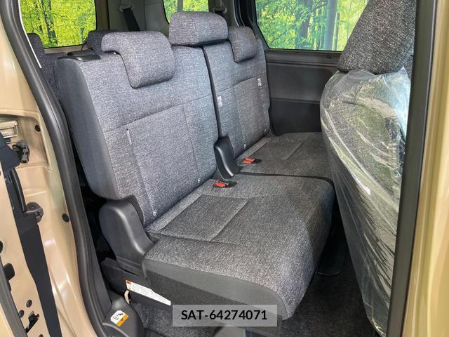 Toyota SIENTA 2026-05 8649441-8