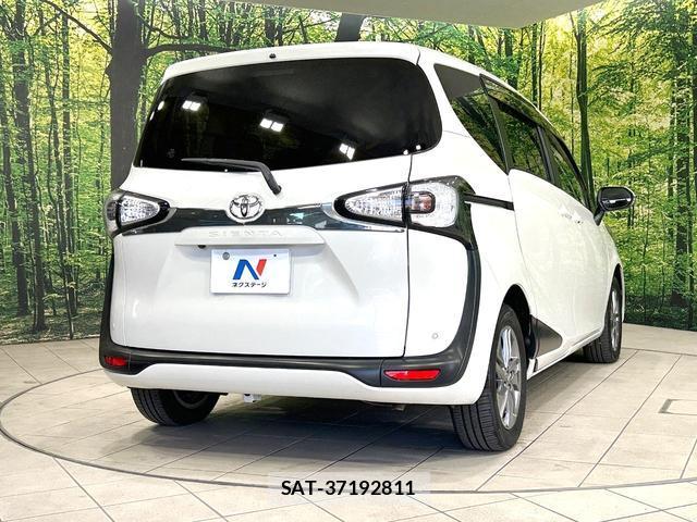 Toyota SIENTA 2017-05 8649536-17