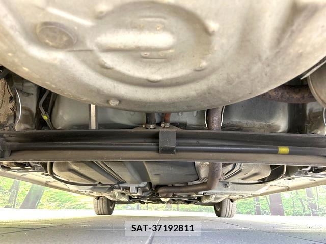 Toyota SIENTA 2017-05 8649536-19
