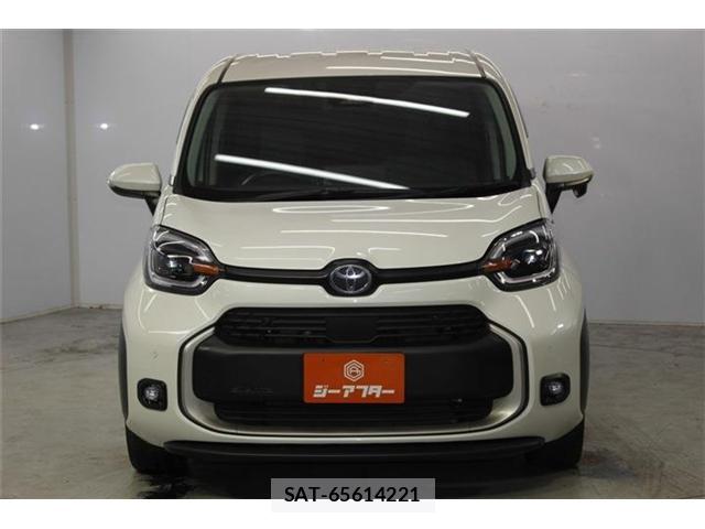 Toyota SIENTA 2023-07 8649566-1