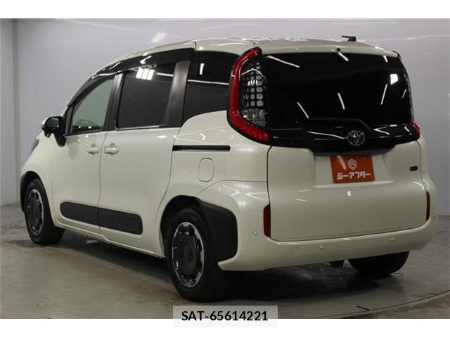 Toyota SIENTA 2023-07 8649566-6