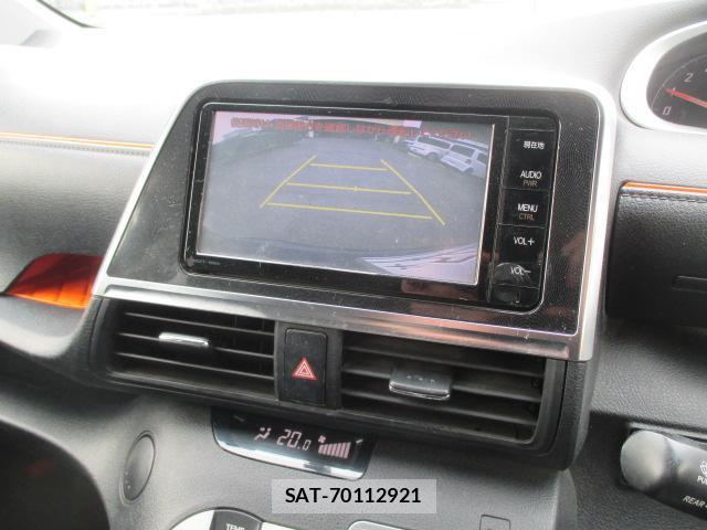 Toyota SIENTA 2015-12 8649805-11