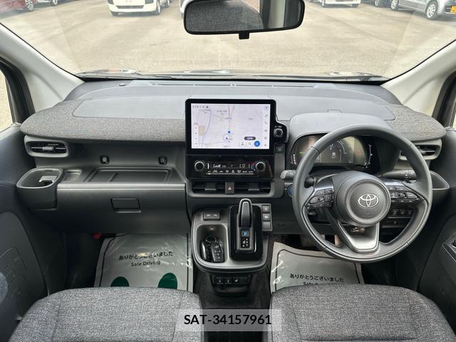 Toyota SIENTA 2023-07 8649908-1