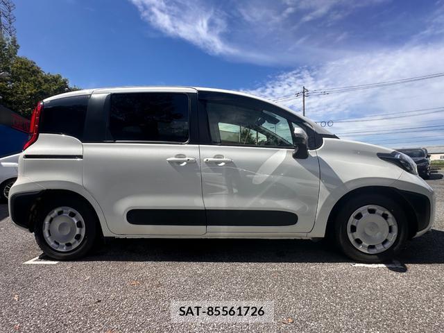 Toyota SIENTA 2024-02 8649977-4