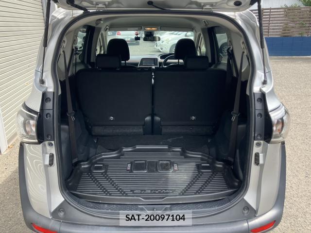 Toyota SIENTA 2019-09 8650118-10