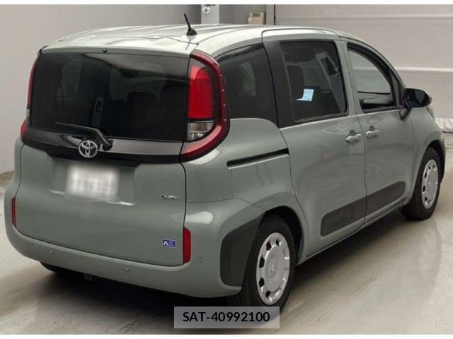Toyota SIENTA 2024-12 8650383-1