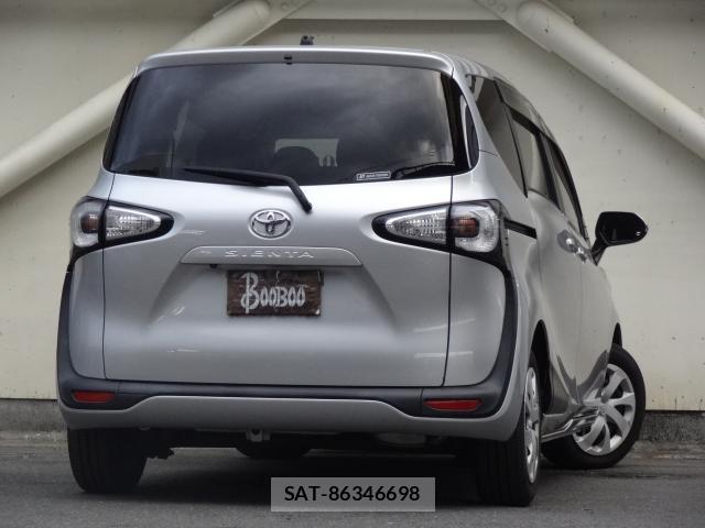 Toyota SIENTA 2015-08 8650863-1