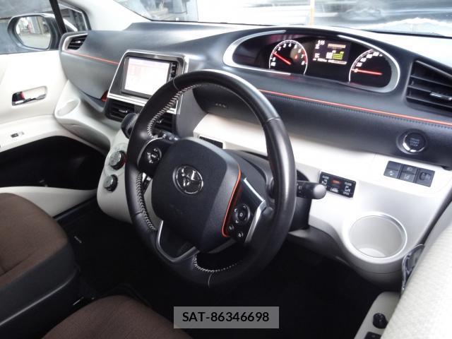 Toyota SIENTA 2015-08 8650863-10