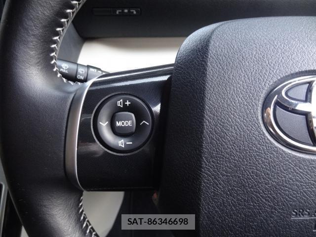 Toyota SIENTA 2015-08 8650863-15