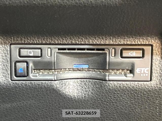 Toyota SIENTA 2023-07 8651070-4