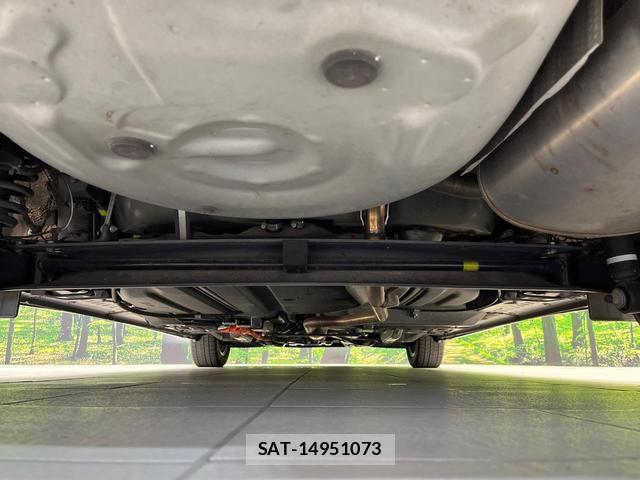 Toyota SIENTA 2018-11 8651211-18