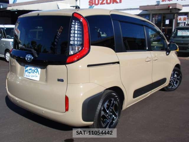 Toyota SIENTA 2023-03 8651224-2