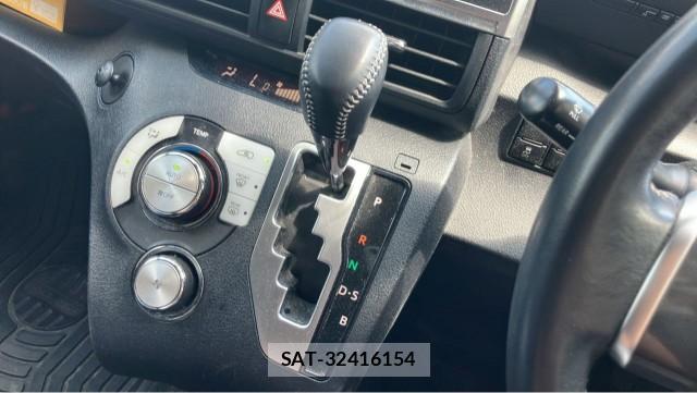 Toyota SIENTA 2019-07 8651277-14