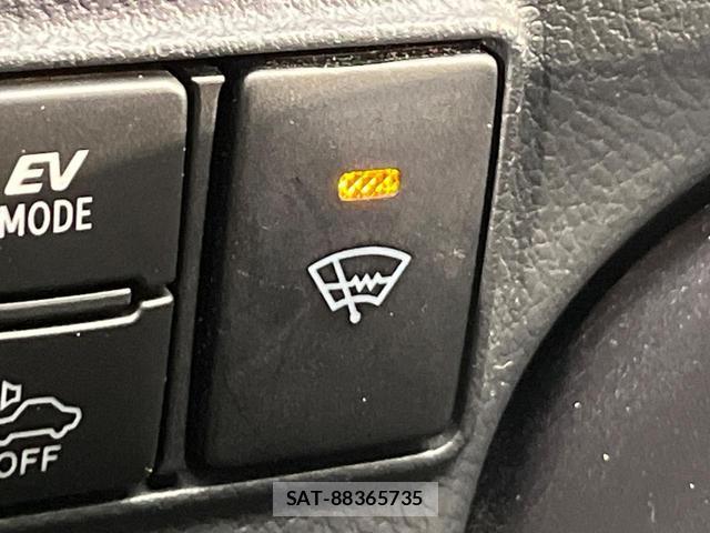 Toyota SIENTA 2016-04 8651536-3