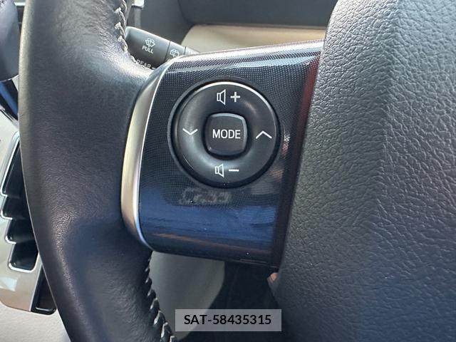 Toyota SIENTA 2017-12 8651617-10