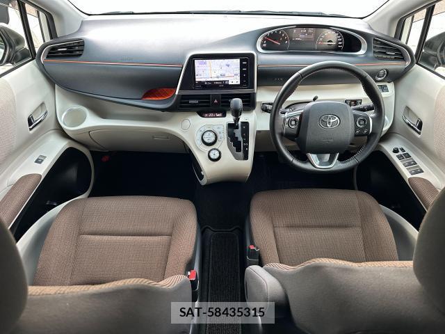 Toyota SIENTA 2017-12 8651617-2