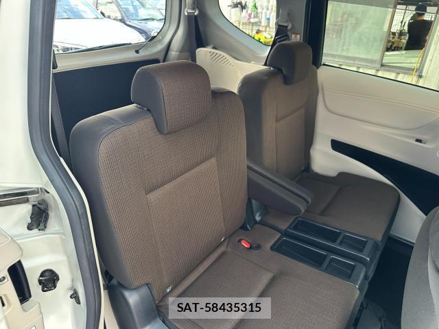 Toyota SIENTA 2017-12 8651617-6