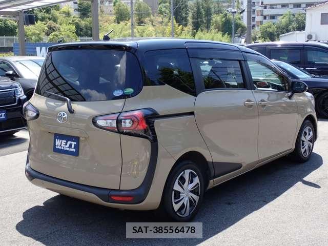 Toyota SIENTA 2020-08 8651653-1