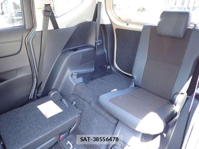 Toyota SIENTA 2020-08 8651653-11