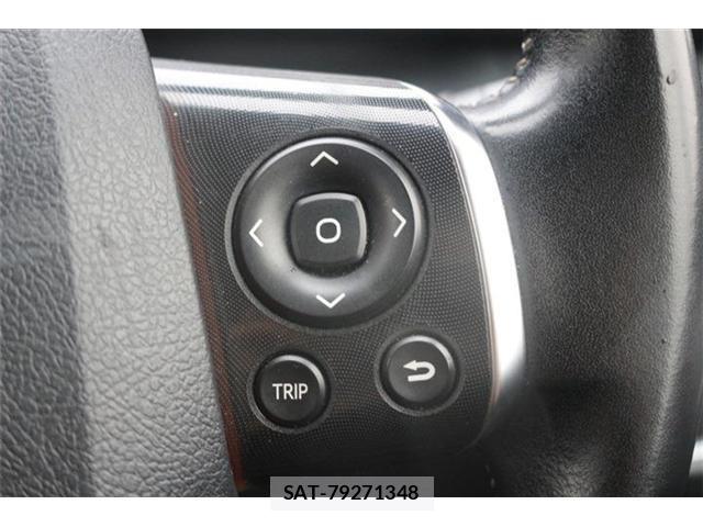 Toyota SIENTA 2017-06 8651881-4