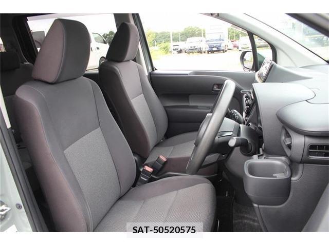 Toyota SIENTA 2023-05 8651971-18