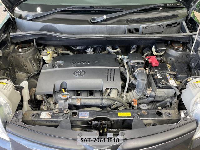 Toyota SIENTA 2011-12 8652003-18