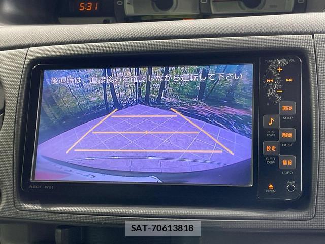 Toyota SIENTA 2011-12 8652003-4