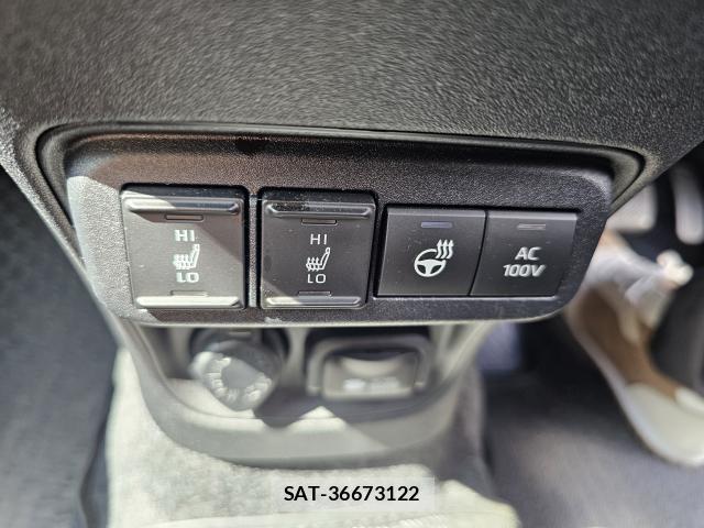 Toyota SIENTA 2023-09 8652050-10