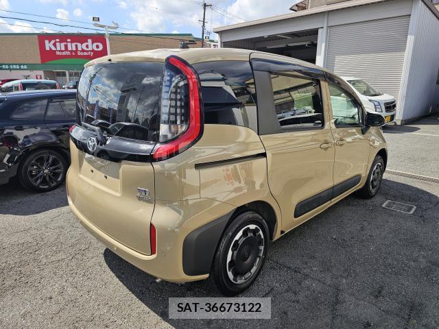 Toyota SIENTA 2023-09 8652050-3