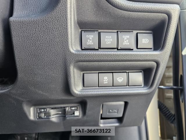 Toyota SIENTA 2023-09 8652050-9